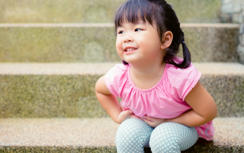 anxious child grabbing tummy ache signs of anxiety in kids chronic stomach ache